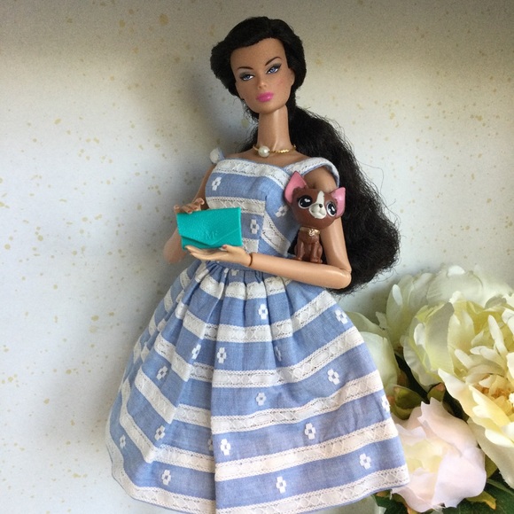 zuru Other - Zuru Mini Brands Fashion Chihuahua and wallet